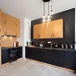 Moduo Serviced *